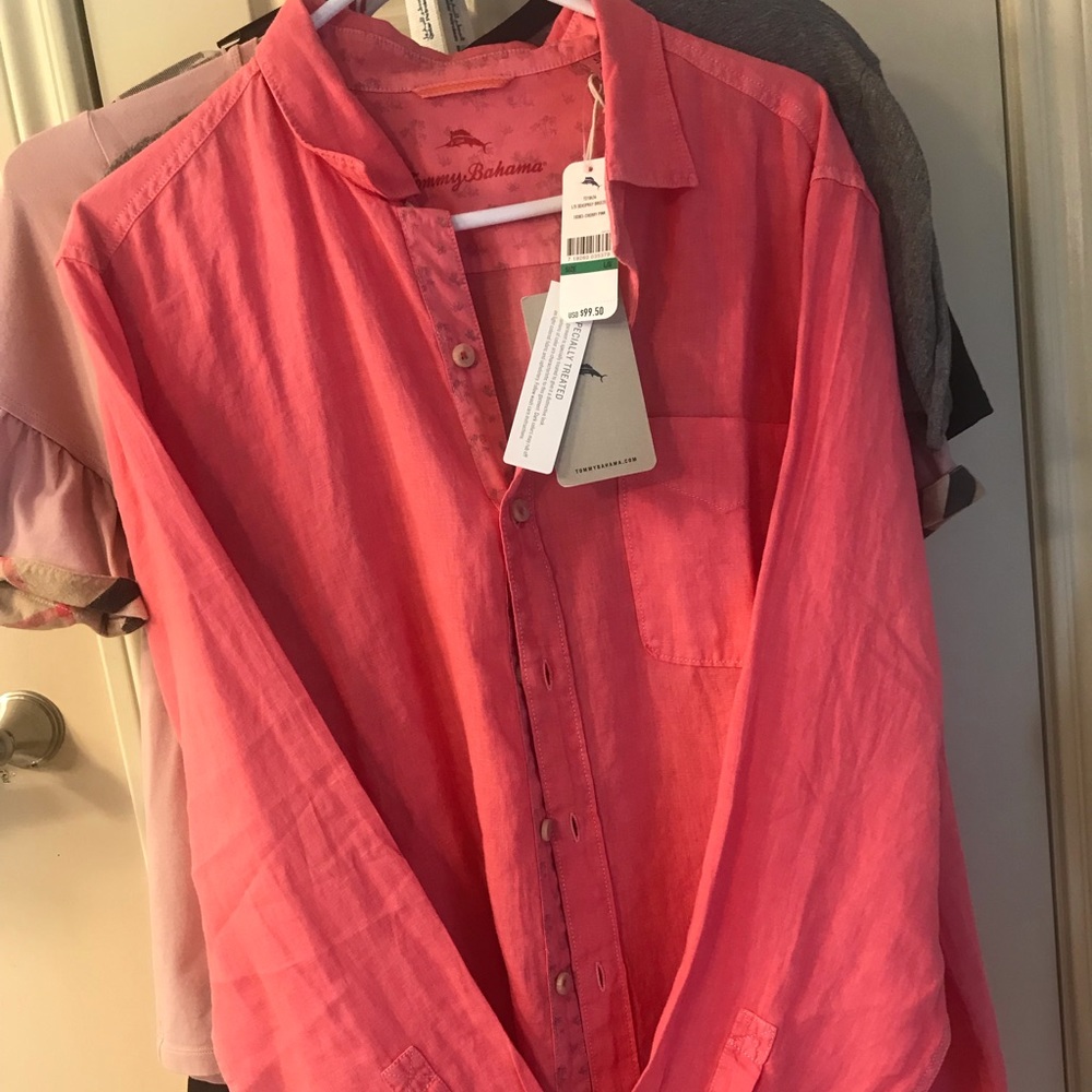 Men Tommy Bahama shirt 🌴 BRAND NEW WITH TAGS